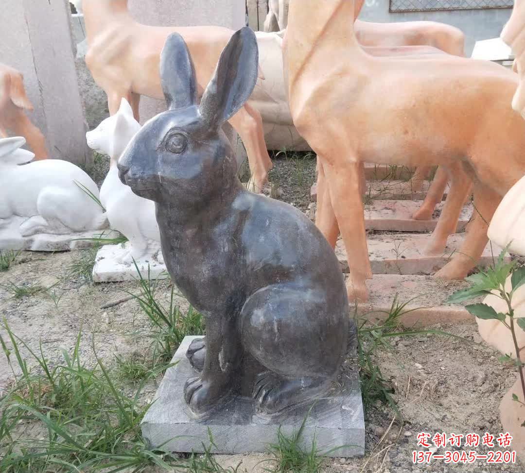宁波青石公园兔子雕塑