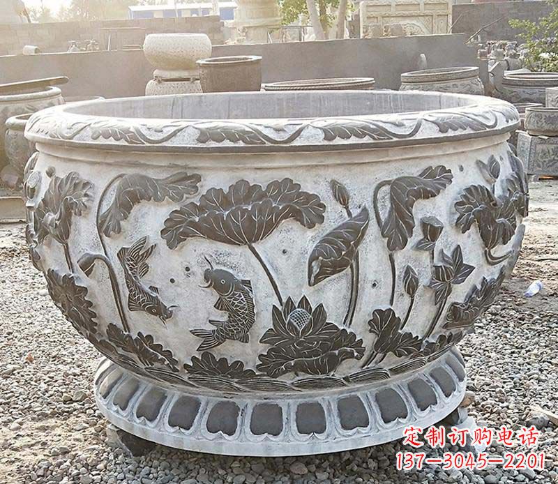 宁波青石荷花水缸雕塑