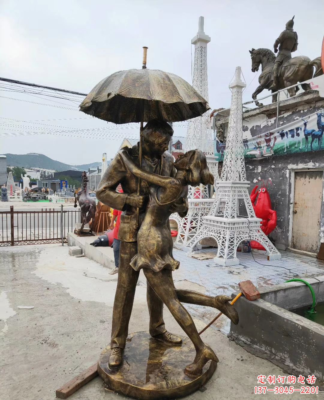 宁波情侣人物仿铜雕塑