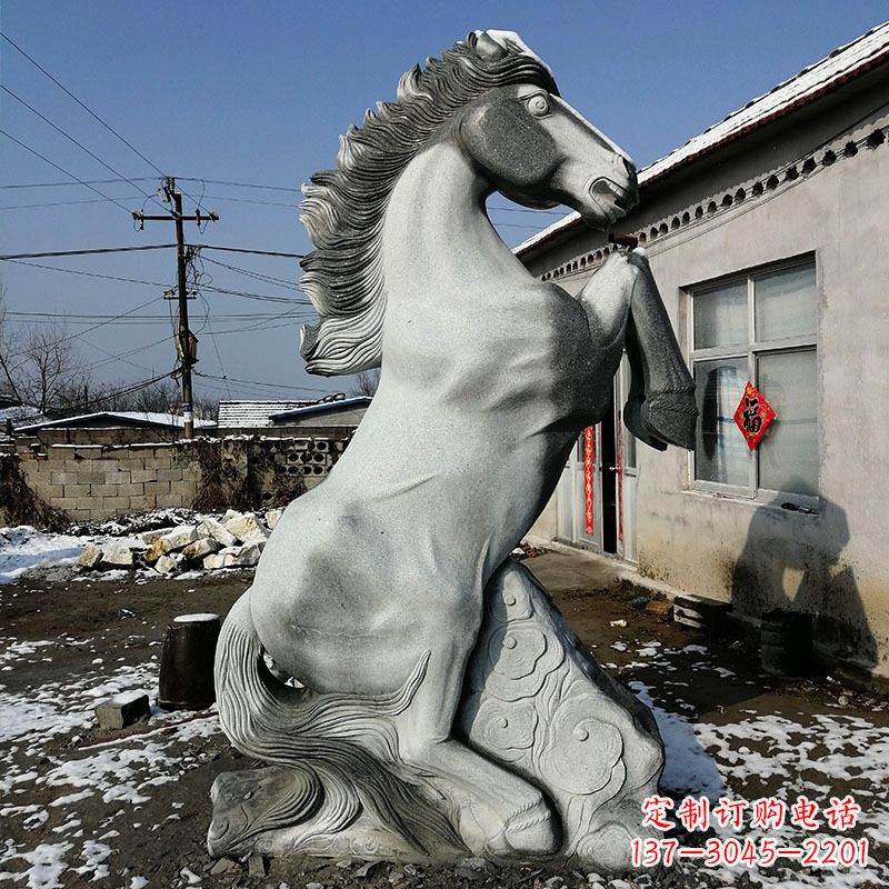 宁波艺术品呈献——人立而起的马儿石雕