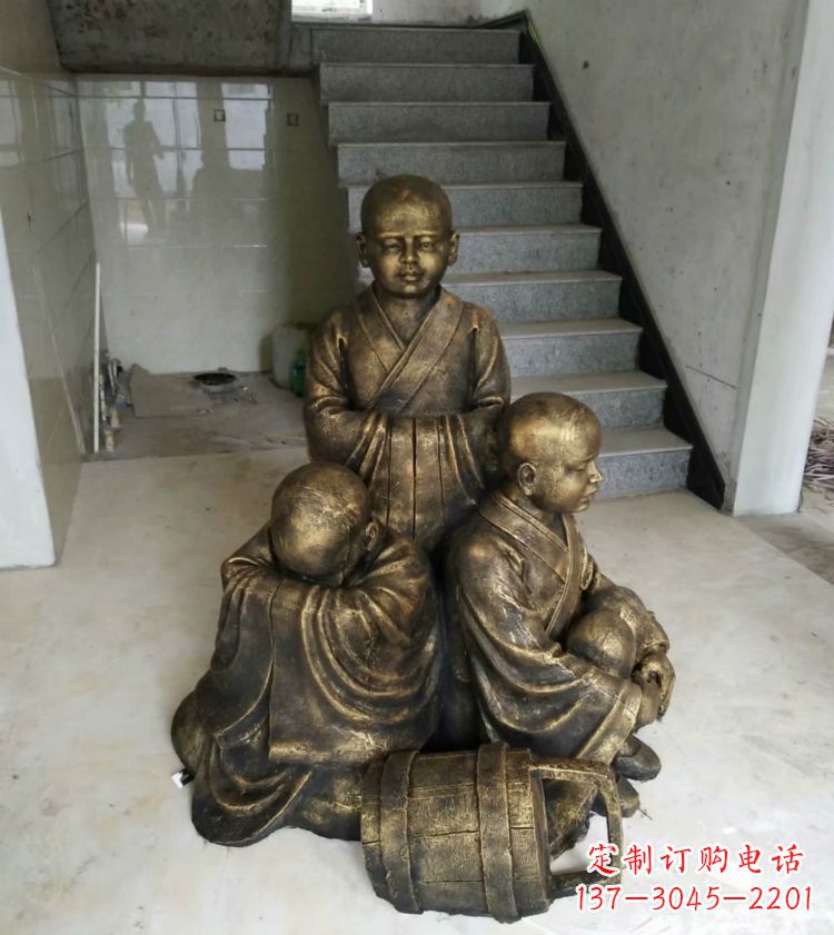宁波中国领雕塑推出的金色佛祖三像是一件令人惊…