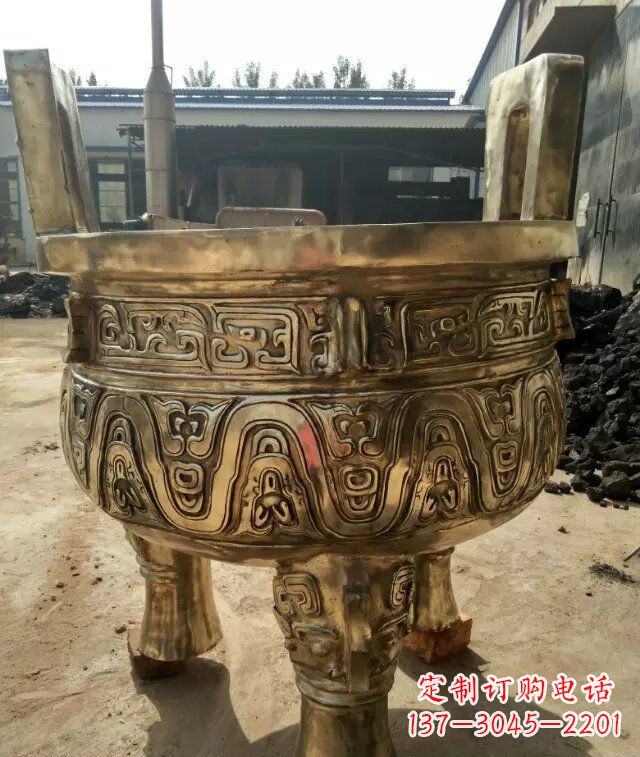 宁波追求完美的三足香炉