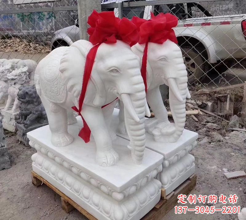 宁波元宝驾驭的大象雕塑艺术