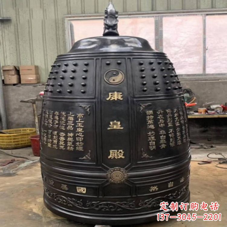 宁波寺庙铜雕挂钟