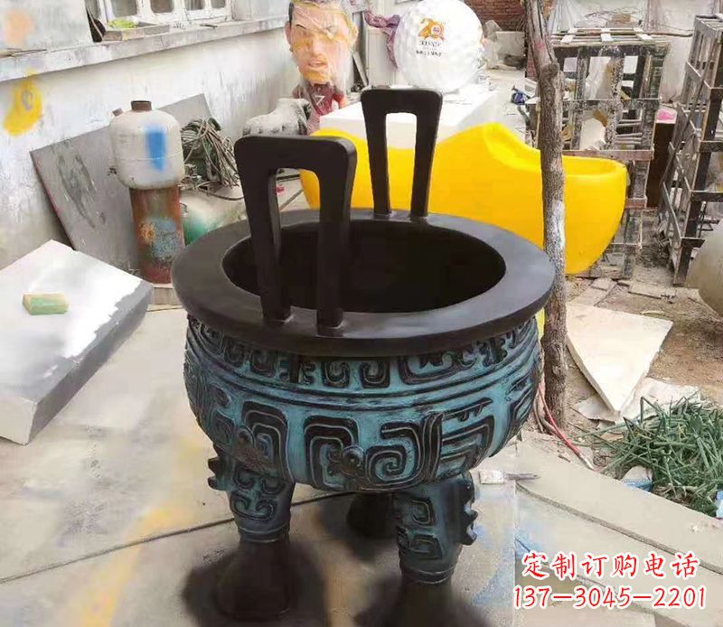 宁波寺庙圆型铜雕香炉