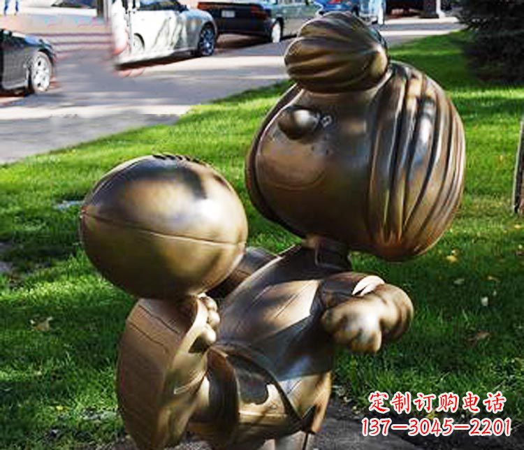 宁波踢球的小女孩铜雕
