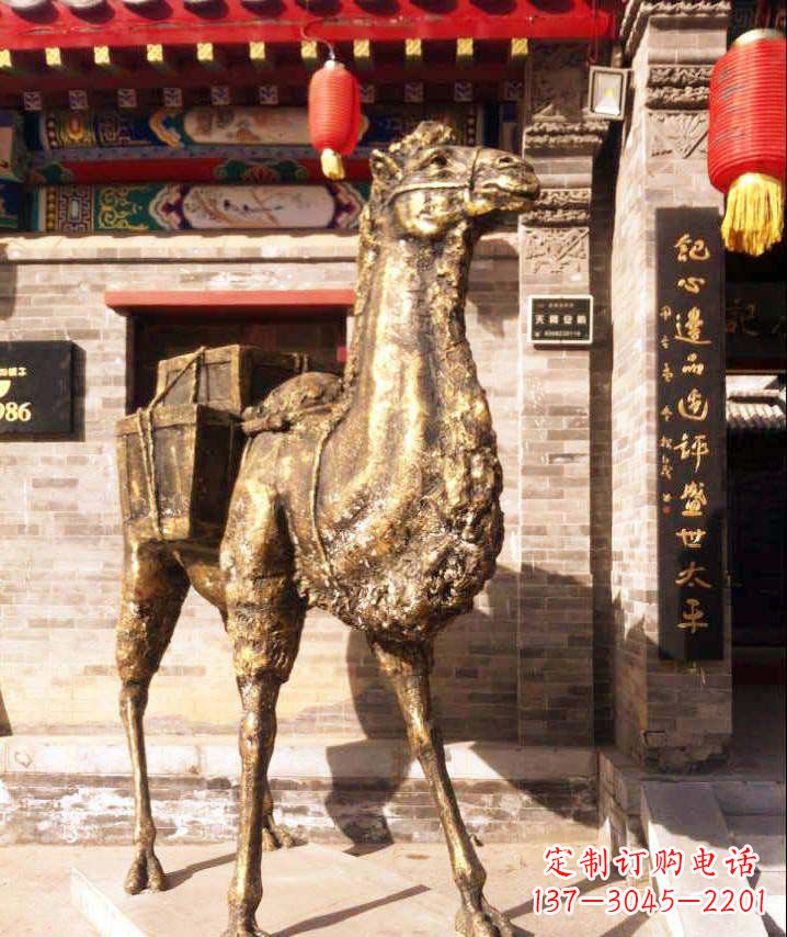 宁波驮行李的骆驼动物铜雕