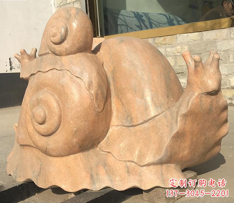 宁波晚霞红大型蜗牛母子雕塑