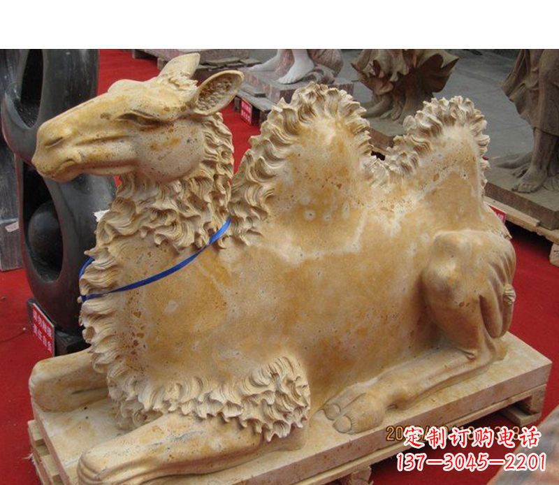 宁波晚霞红动物骆驼石雕