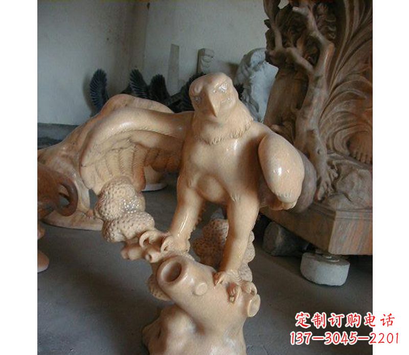 宁波晚霞红老鹰石雕