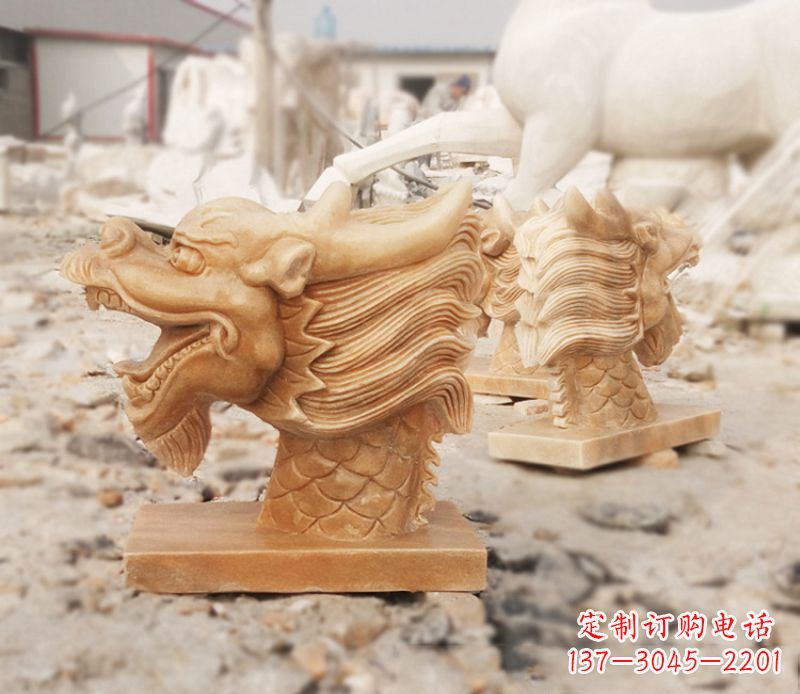 宁波晚霞红喷水龙头雕塑