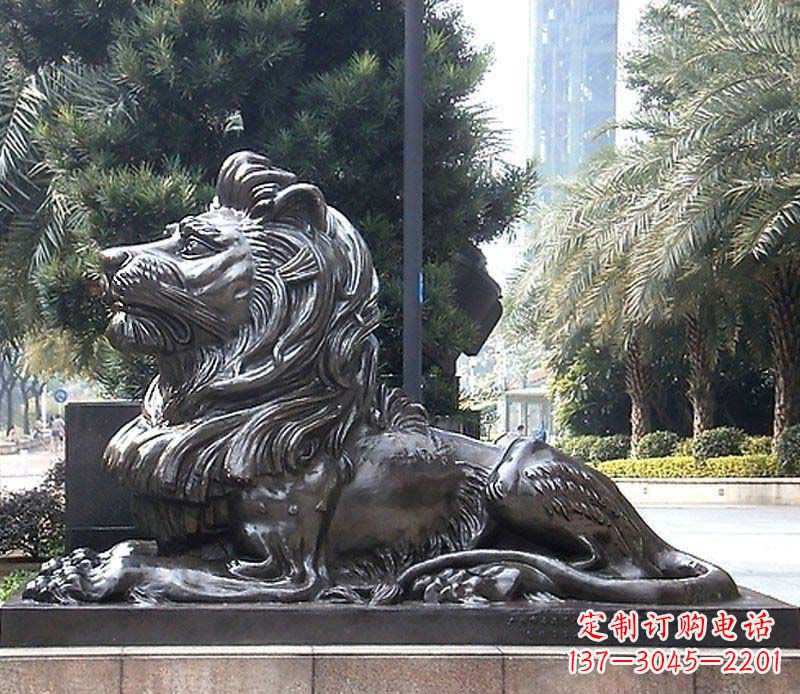 宁波卧着的西洋狮看门狮子铜雕