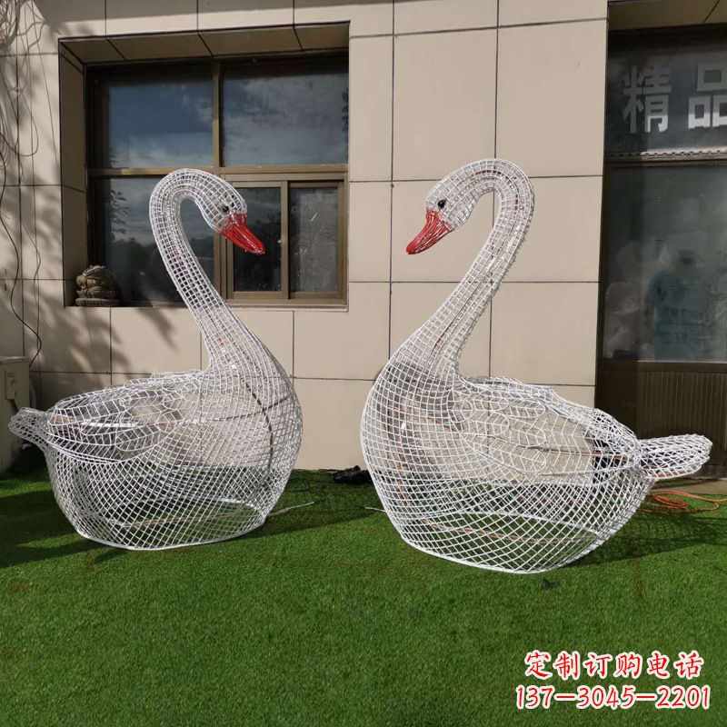 宁波卧姿天鹅网格动物雕塑园林草坪动物摆件
