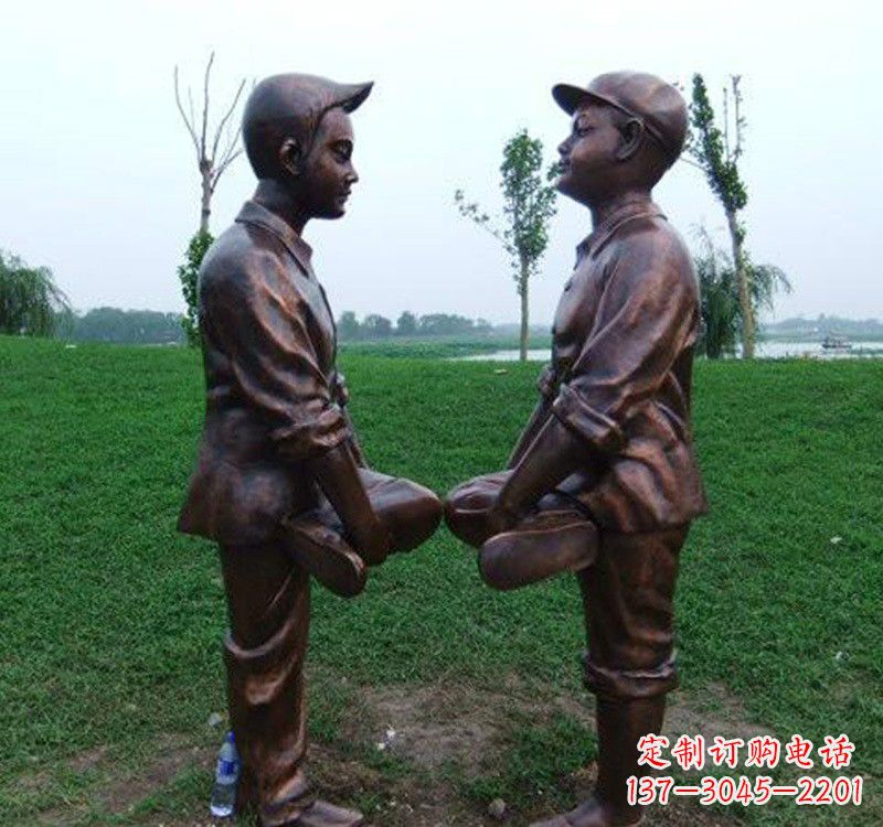 宁波小孩斗鸡铸铜雕塑