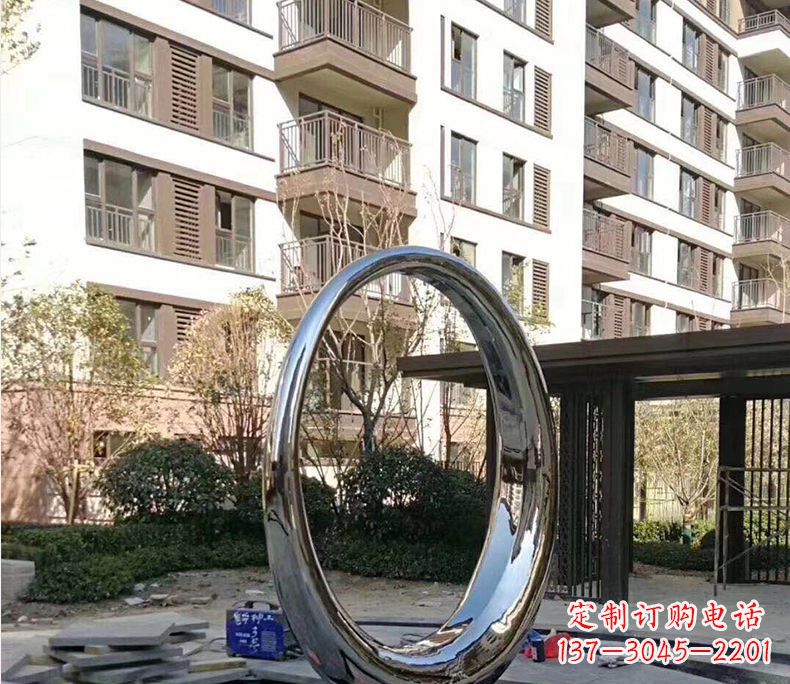 宁波小区不锈钢镜面圆环雕塑