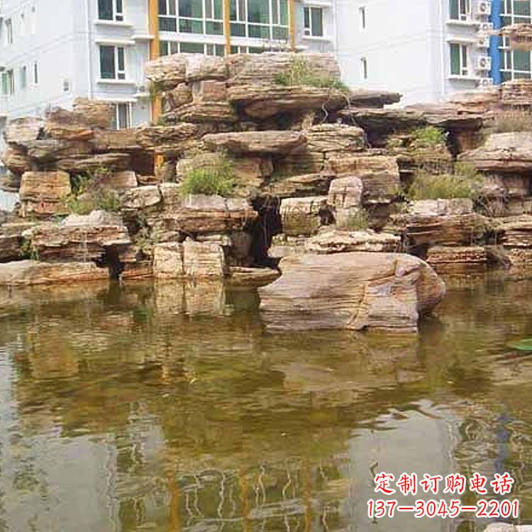 宁波小区庭院假山鱼池