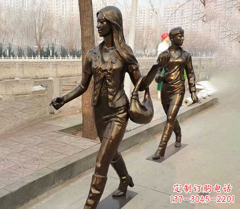 宁波行走的女人街边人物铜雕