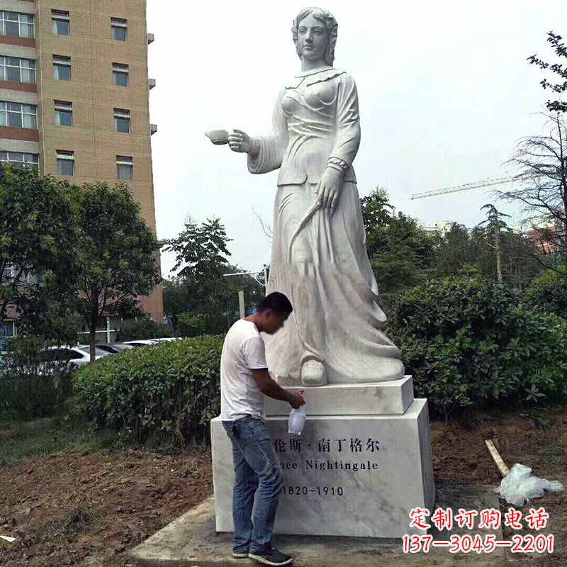 宁波医院园林提灯天使南丁格尔石雕塑