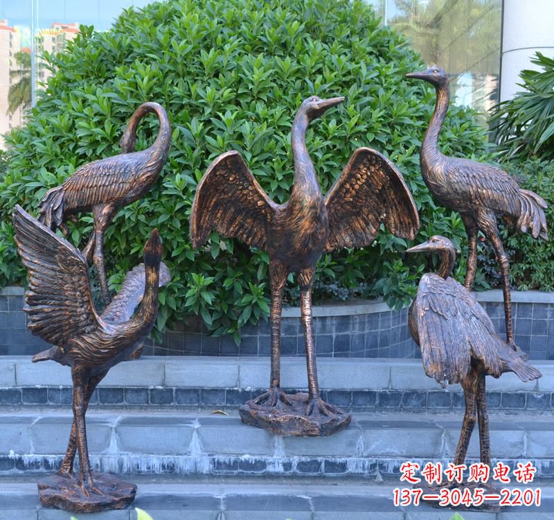 宁波展翅仙鹤雕塑