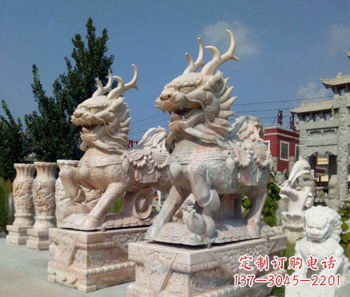 宁波招财神兽晚霞红石雕麒麟