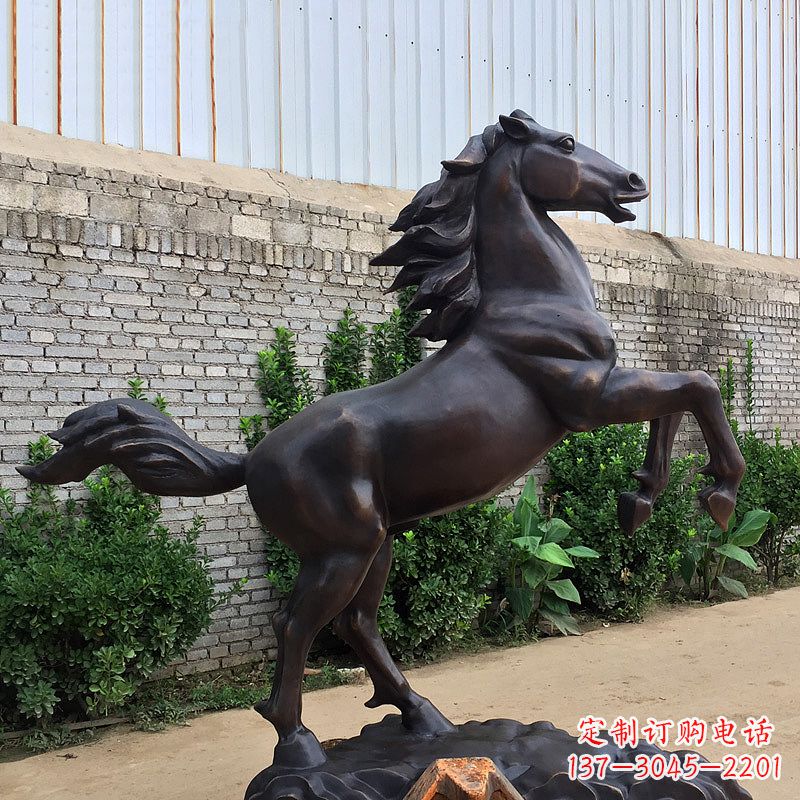 宁波铸铜马儿雕塑